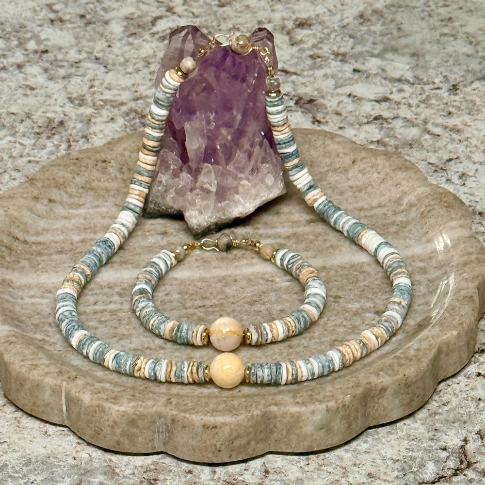 Jade Focal Point Shell Heishi Necklace Bracelet Set